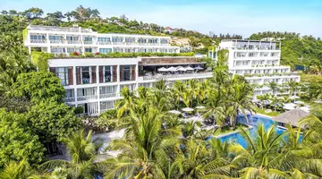 The Cliff Resort & Residences