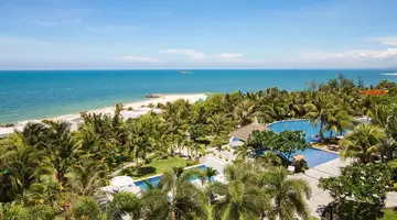 The Cliff Resort & Residences