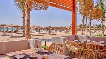 The Club by Fanar