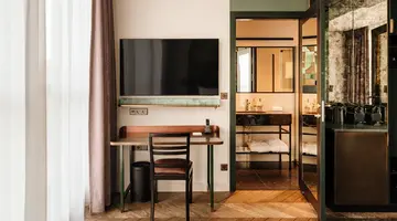 The Cyrus Hotel
