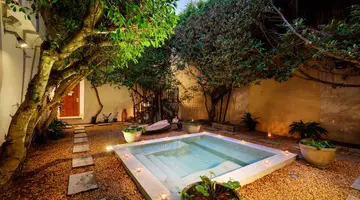 The Fortress Resort & Spa 5