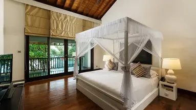 The Fortress Resort & Spa 5
