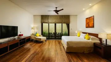 The Fortress Resort & Spa 5