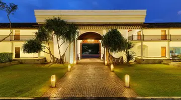 The Fortress Resort & Spa 5