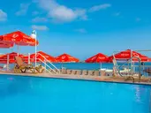 The Gillieru Harbour Hotel