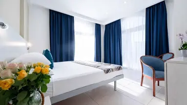 The Gillieru Harbour Hotel