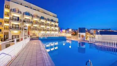 The Gillieru Harbour Hotel