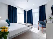 The Gillieru Harbour Hotel