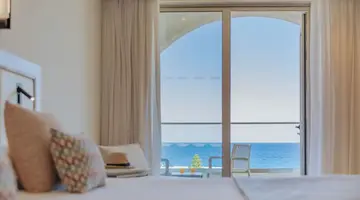 The Golden Coast Beach Hotel