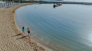 The Golden Coast Beach Hotel