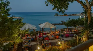 The Golden Coast Beach Hotel