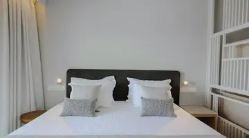 The Golden Coast Beach Hotel
