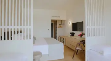 The Golden Coast Beach Hotel