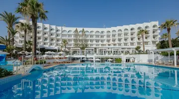 The Golden Coast Beach Hotel