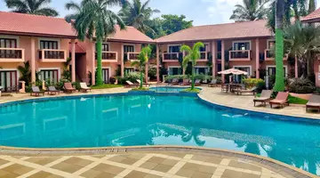 The Golden Crown Hotel 