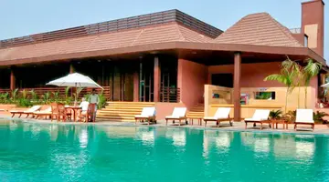 The Golden Crown Hotel