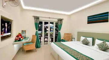 The Golden Crown Hotel
