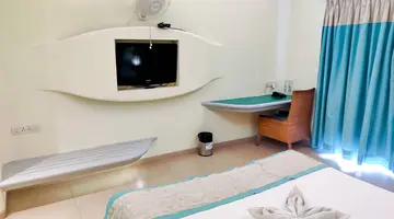 The Golden Crown Hotel