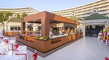 THE GRAND BLUE SKY HOTEL