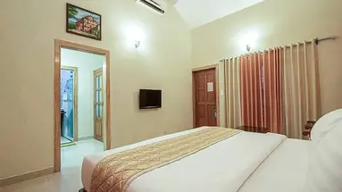 The Grand Leoney Resort