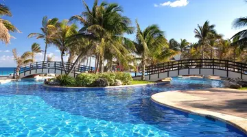 The Grand Oasis Cancun