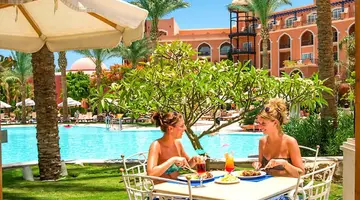 THE GRAND RESORT