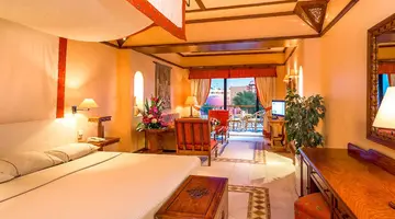 THE GRAND RESORT