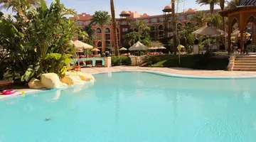 THE GRAND RESORT