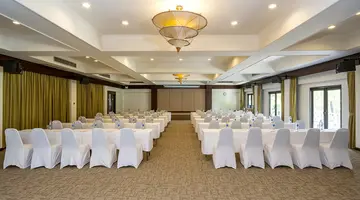 The Green Park Resort