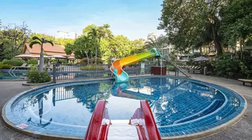 The Green Park Resort