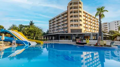 THE HOLIDAY RESORT