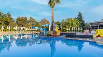 THE HOLIDAY RESORT