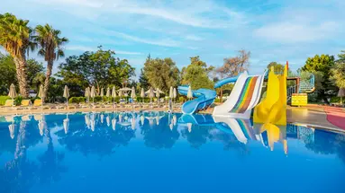 THE HOLIDAY RESORT