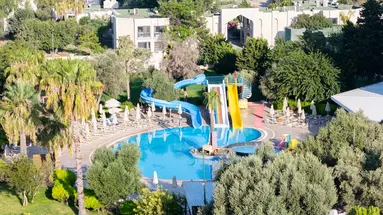 THE HOLIDAY RESORT