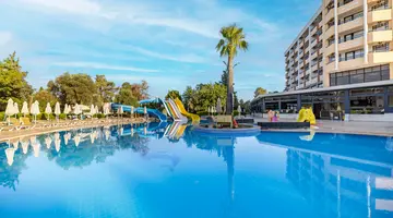 THE HOLIDAY RESORT