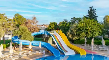 THE HOLIDAY RESORT