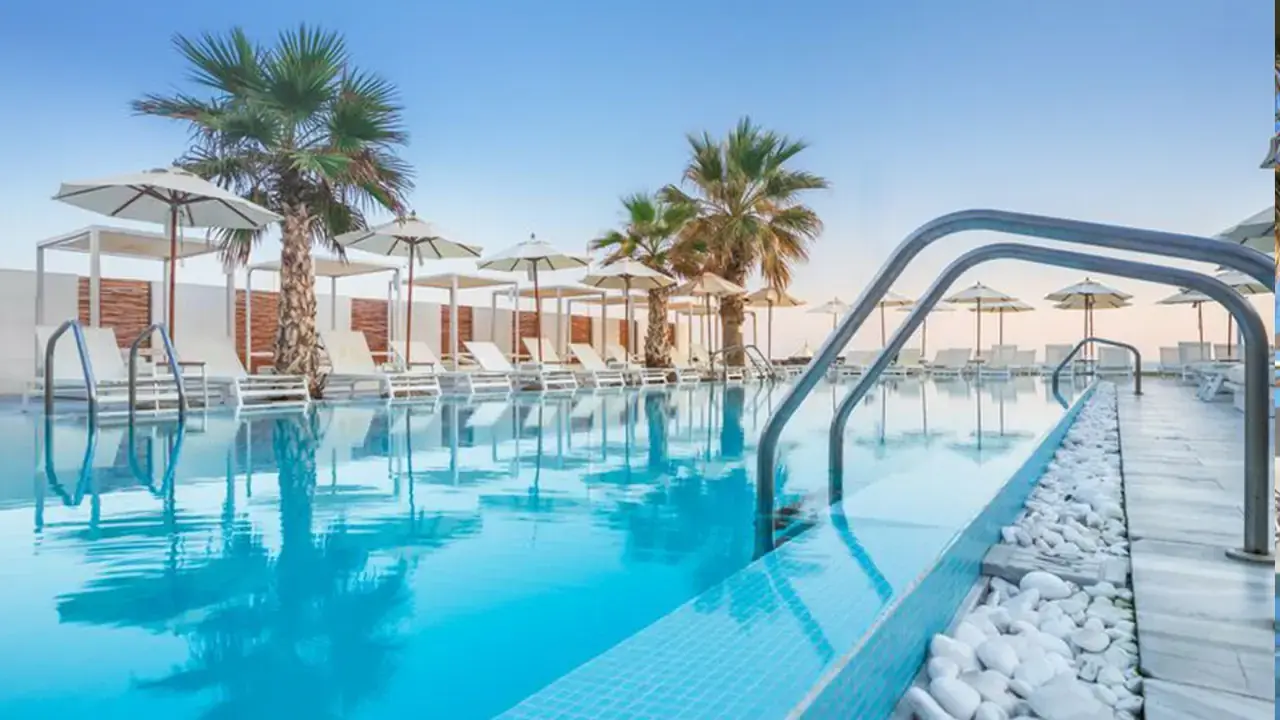 The Island Hotel (Adults Only 16+)