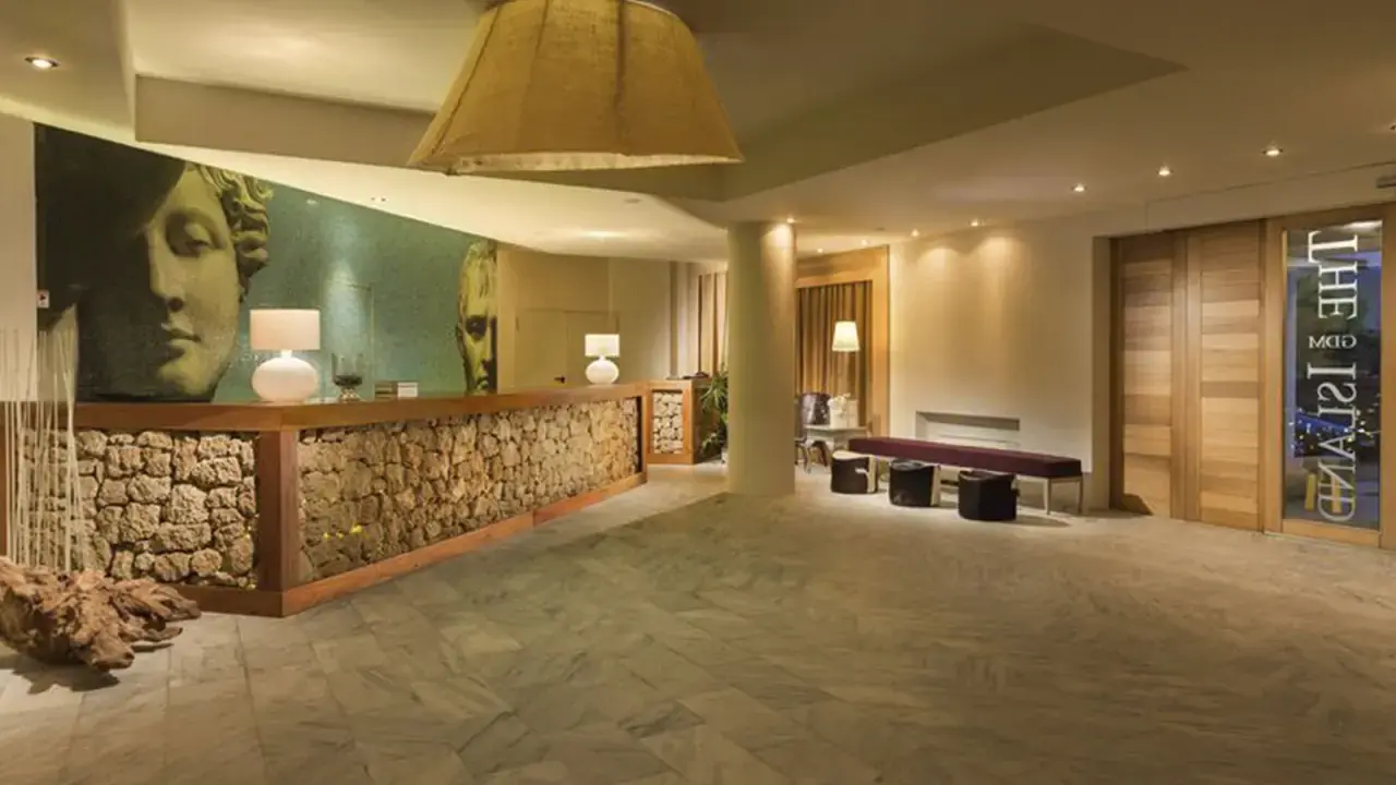 The Island Hotel (Adults Only 16+)