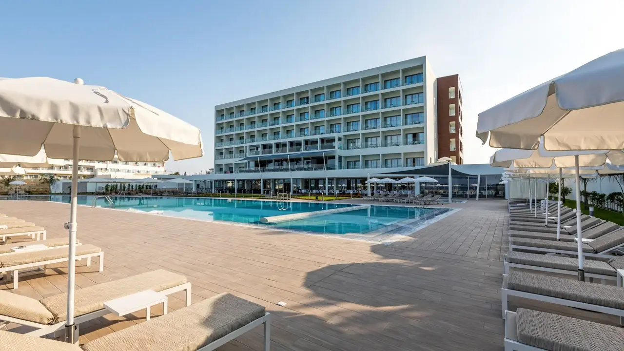 THE IVI MARE HOTEL - DESIGNED FOR ADULTS (16+)
