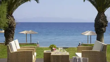 THE IXIAN GRAND & ALL SUITES