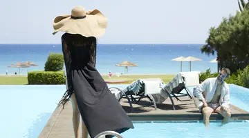 THE IXIAN GRAND & ALL SUITES