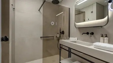 The Ixian Grand and All Suites
