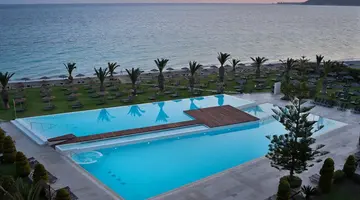The Ixian Grand and All Suites