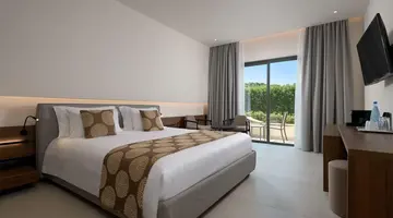 The Ixian Grand and All Suites