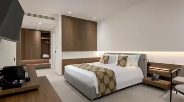 The Ixian Grand and All Suites
