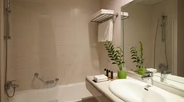 The Ixian Grand and All Suites