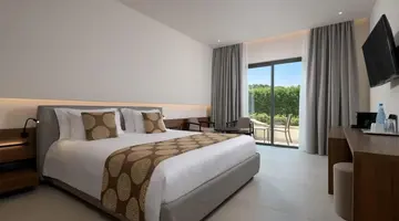 The Ixian Grand and All Suites
