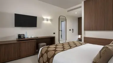 The Ixian Grand and All Suites