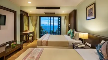 THE JOMTIEN TWELVE