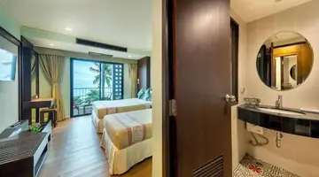 THE JOMTIEN TWELVE